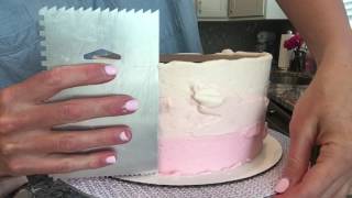 How To Create An Ombre Affect On Buttercream Cake [upl. by Arot987]