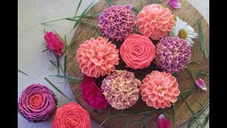 How to make Buttercream Flowers on cupcakes  Part 1  Cupcake Bouquet [upl. by Anuaf]