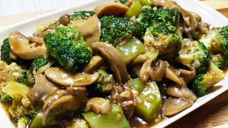 BROCCOLI with MUSHROOM RECIPE in GARLIC SAUCE  Easy To Cook [upl. by Ahtabbat]