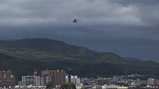 札幌の上空に浮かぶ人の姿 この写真は一体！？【HTBニュース】 [upl. by Mignon375]